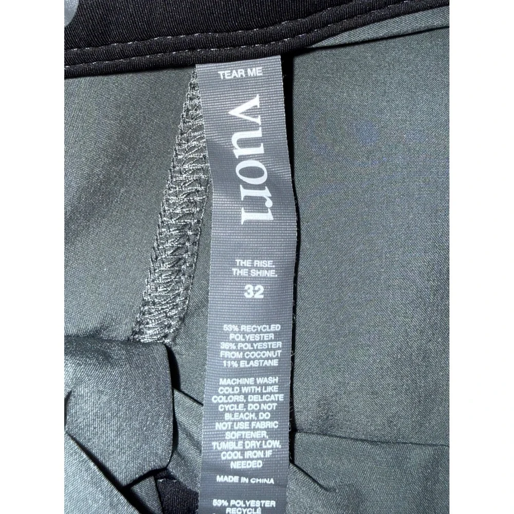 Vuori Cruise Board Shorts Mens 32 Charcoal Grey Camo Waistband Zip Pocket Surf